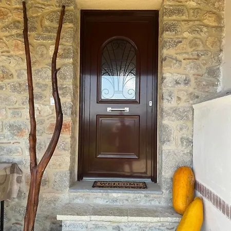 Angie Kipos By Thanasis Papaioannou